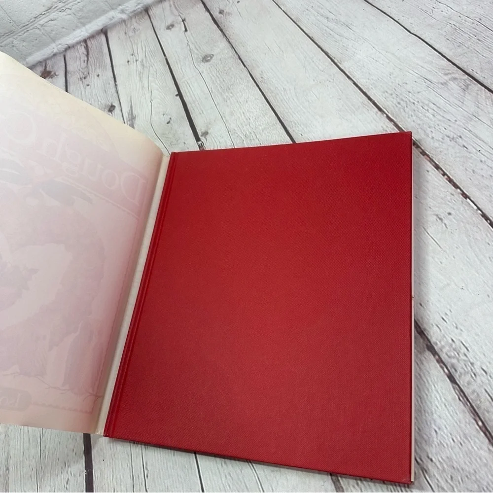 vintage 1991 Dough Crafts hardcover Book